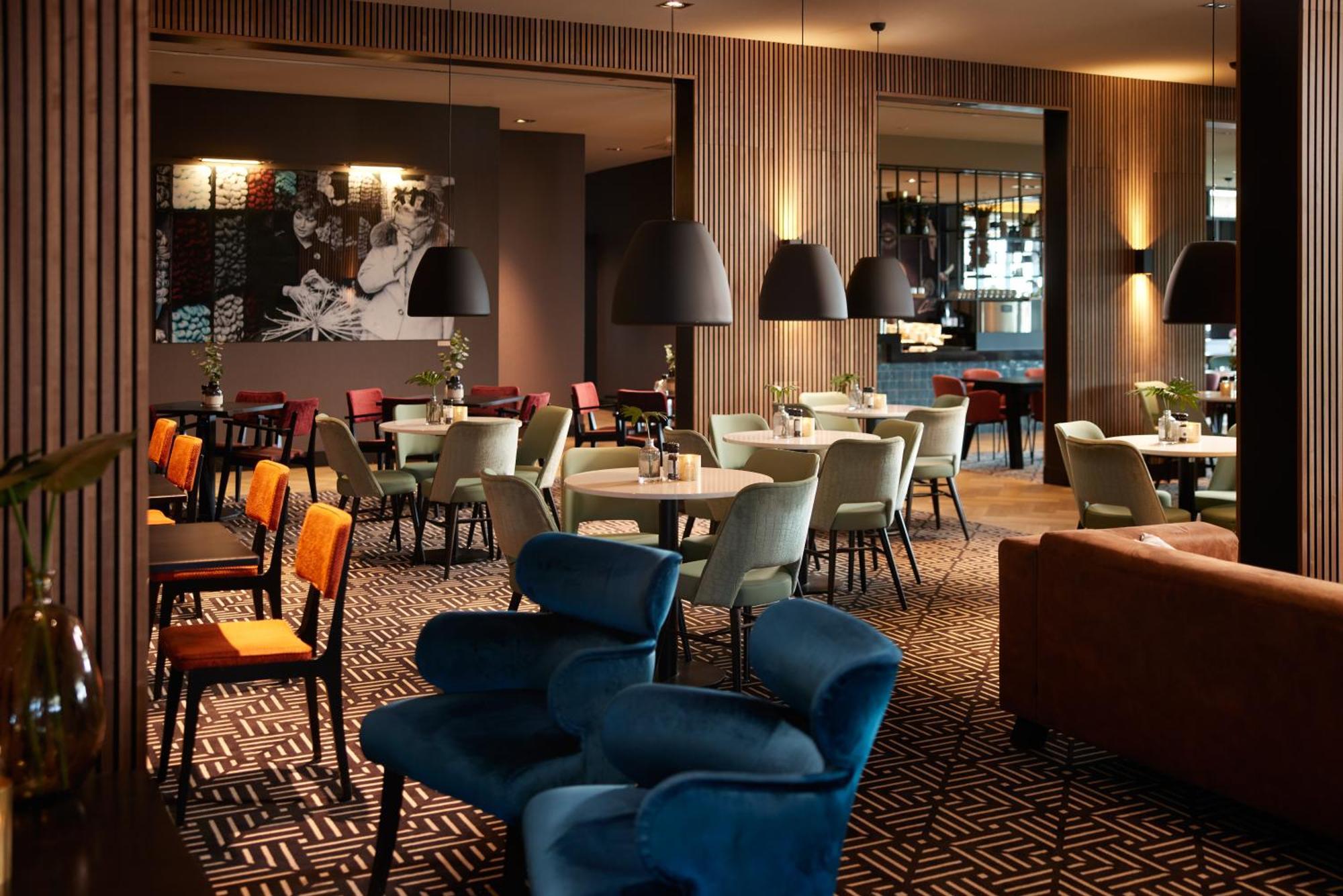 Van Der Valk Hotel Veenendaal Kültér fotó