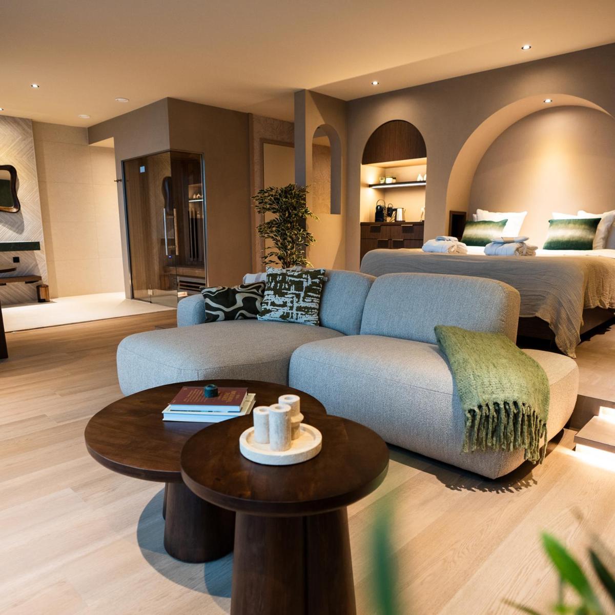 Van Der Valk Hotel Veenendaal Kültér fotó
